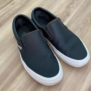 VANS - slip ons
